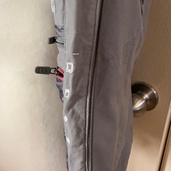 Women's Gray Sleeveless utility  + Jacket - Picture 12 of 14